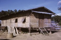 La casa del missionario che cura i lebbrosi